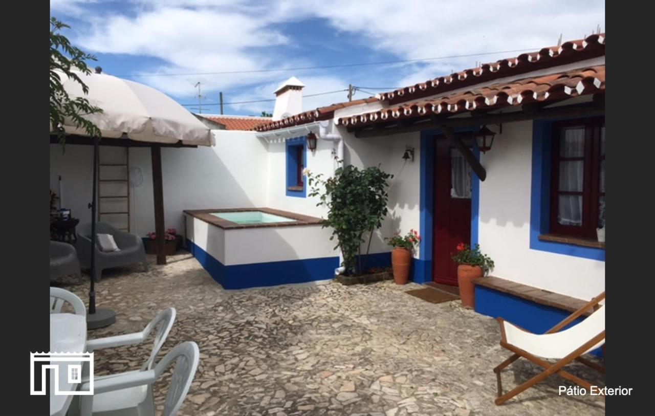 Casinha De Montoito Villa Exterior photo