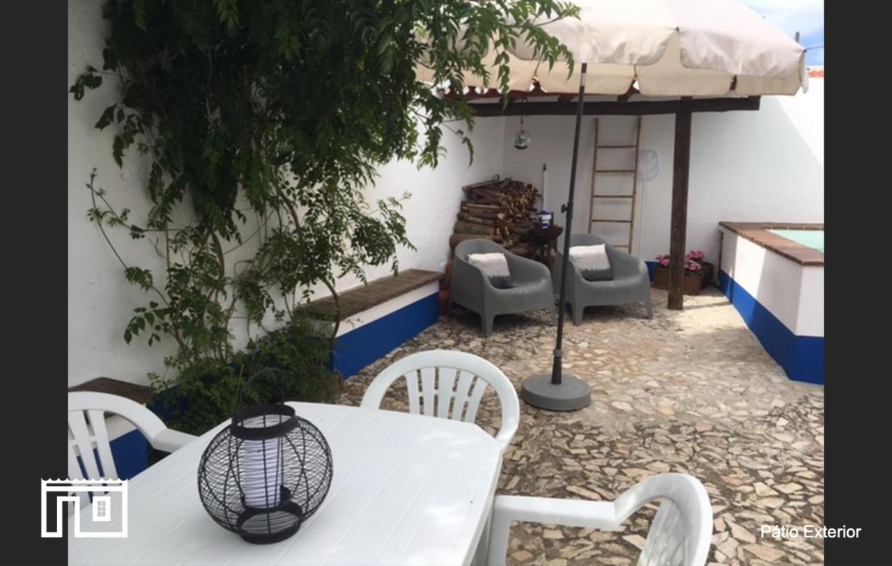Casinha De Montoito Villa Exterior photo